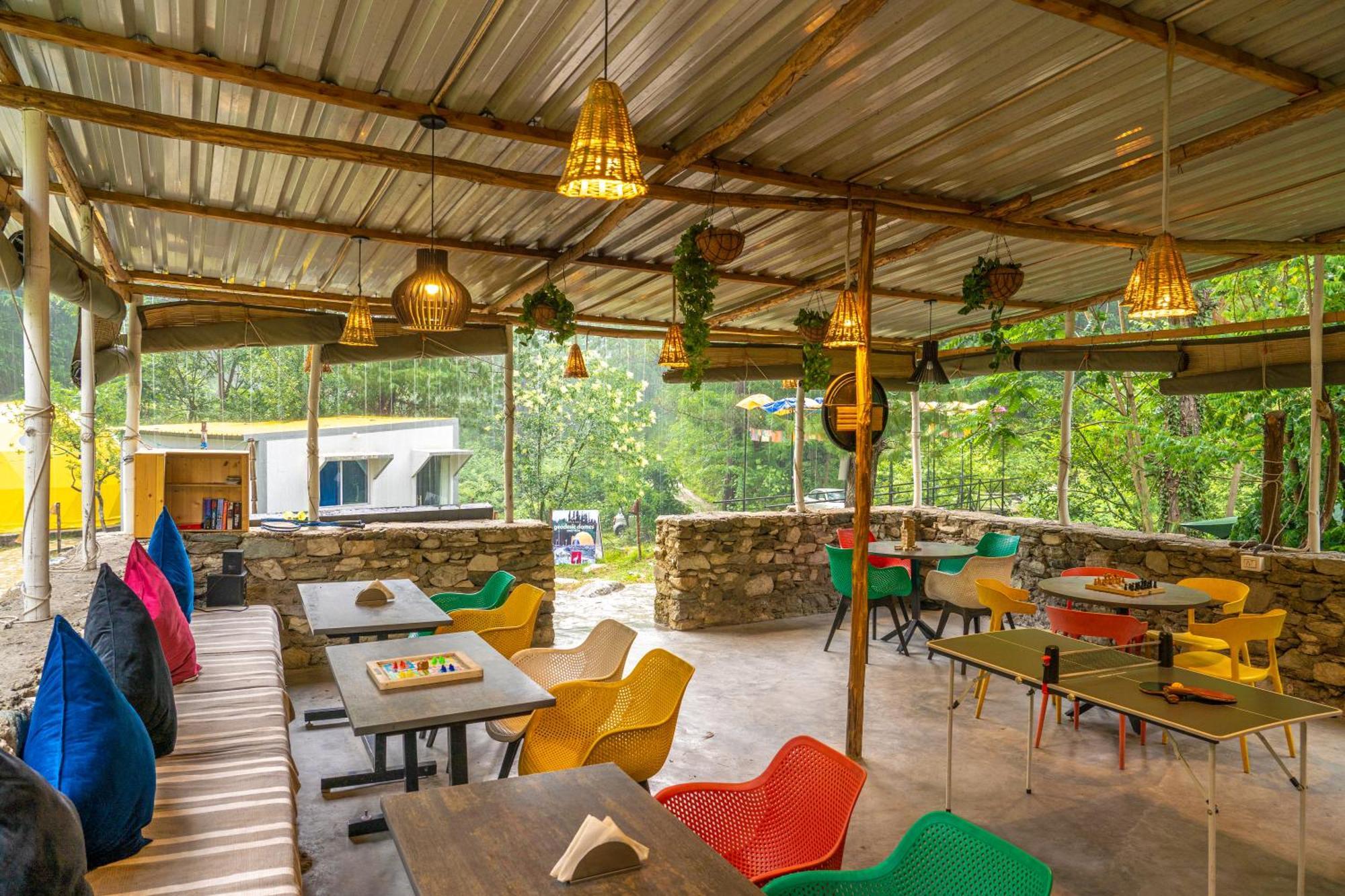 Whoopers Boutique Resort Jibhi Extérieur photo