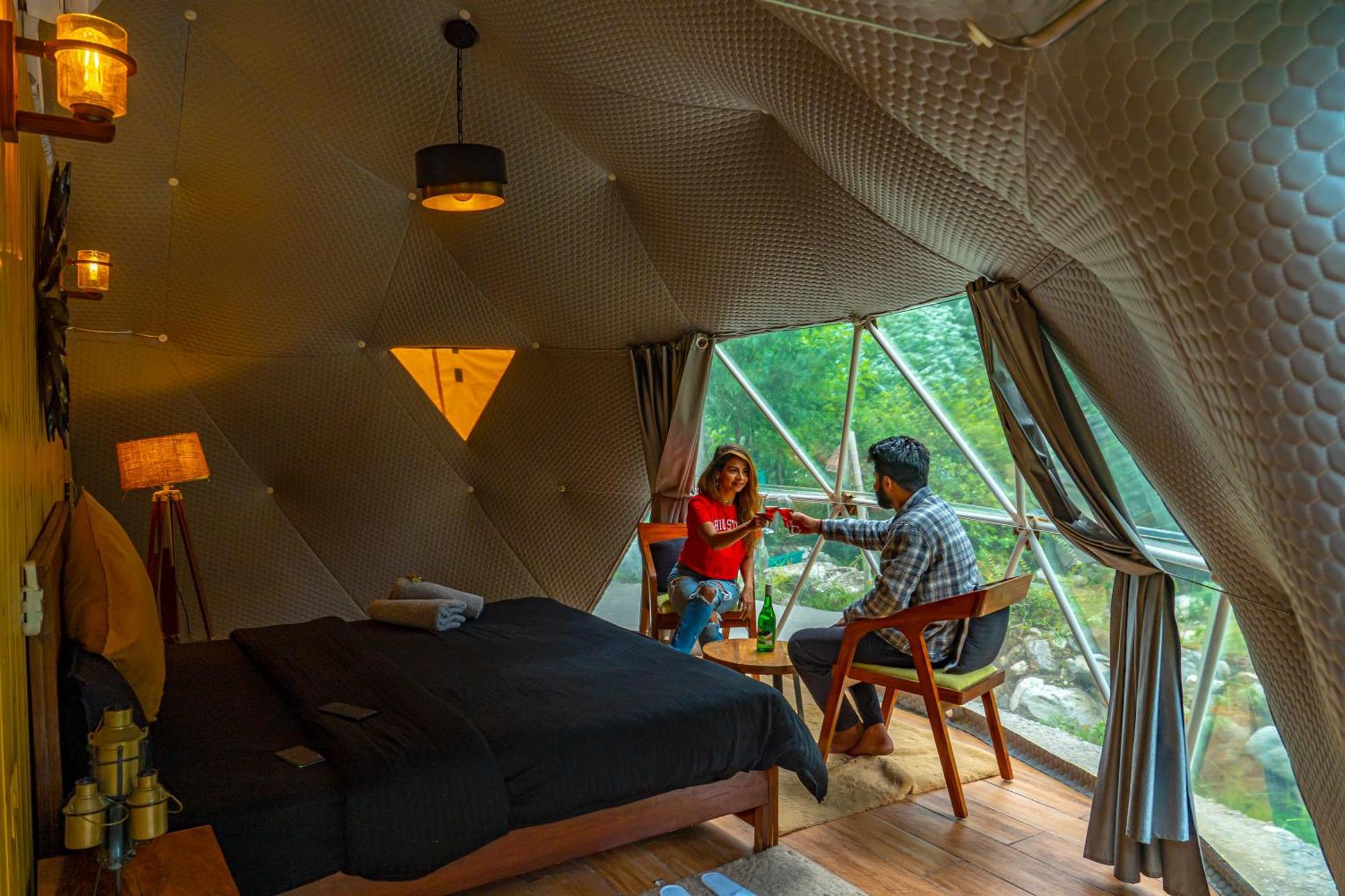 Whoopers Boutique Resort Jibhi Extérieur photo
