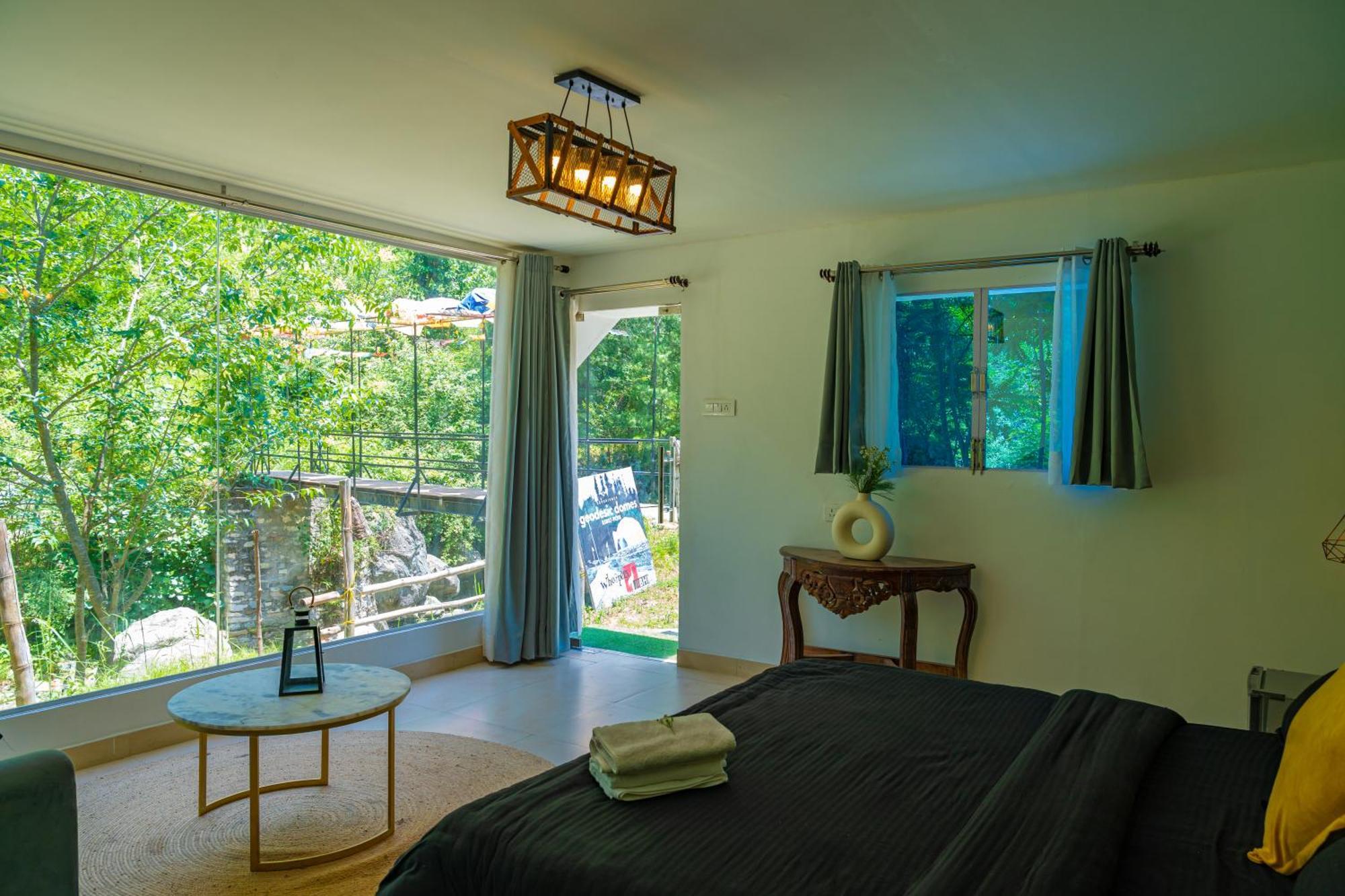 Whoopers Boutique Resort Jibhi Extérieur photo