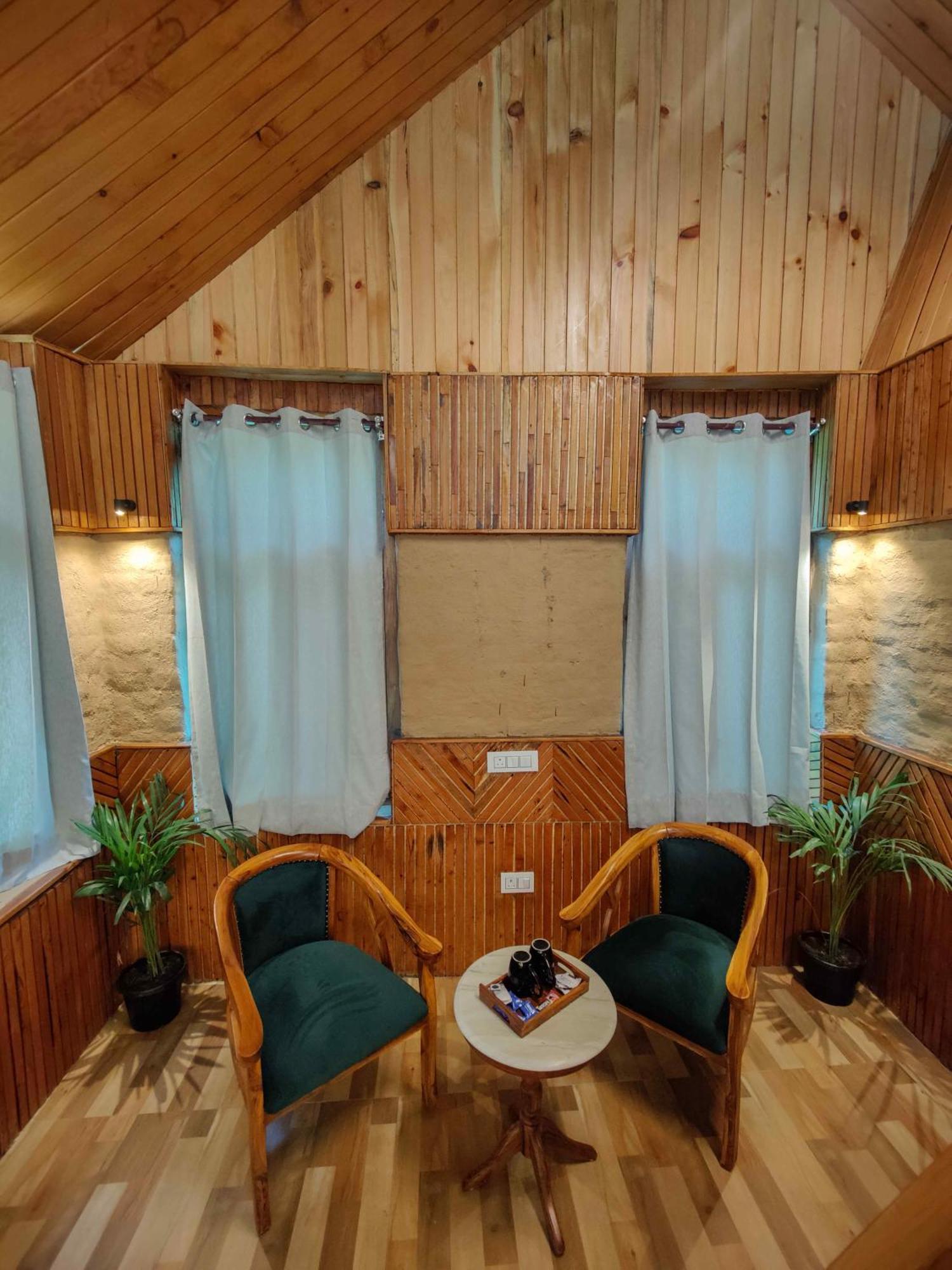 Whoopers Boutique Resort Jibhi Extérieur photo